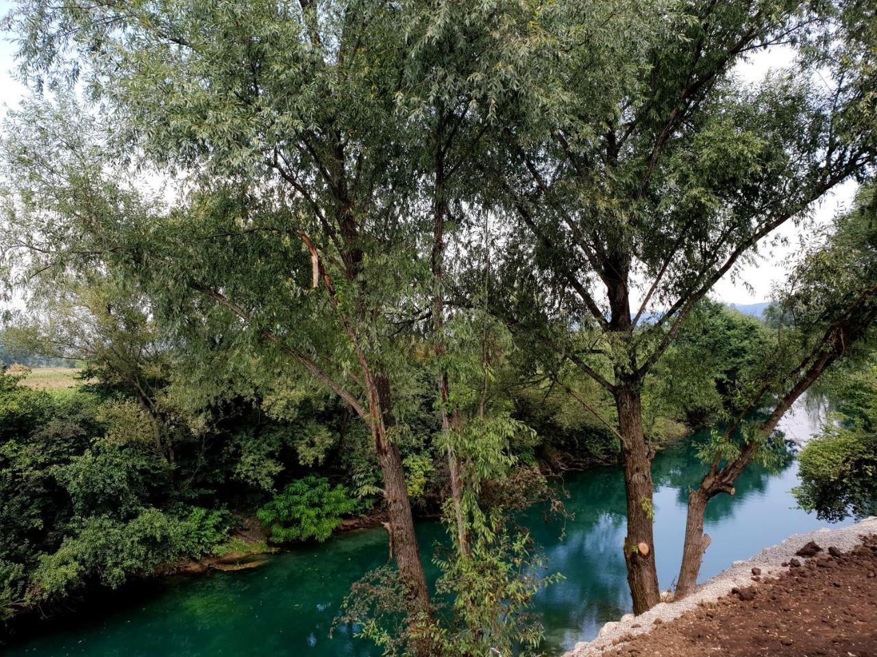 Apartments And Rooms Villa Majestic Bihac Bagian luar foto